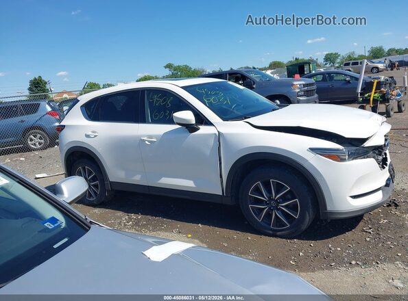 JM3KFBDL7H0186937 2017 MAZDA CX-5 White Вид задньої частини салону