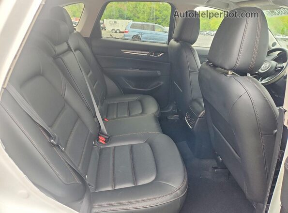 JM3KFBDM1M1493467 2021 MAZDA CX-5 Белый Вид задних сидений