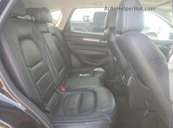 JM3KFBDM2J1413041 2018 MAZDA CX-5 Black Widok wnętrza z tyłu