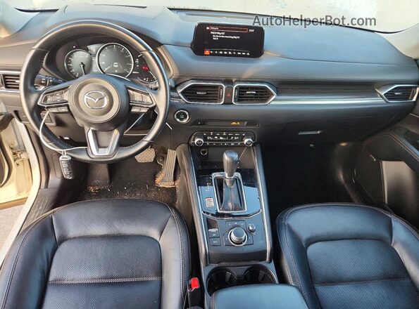JM3KFBDM3K0674072 2019 MAZDA CX-5 Белый Вид панели приборов