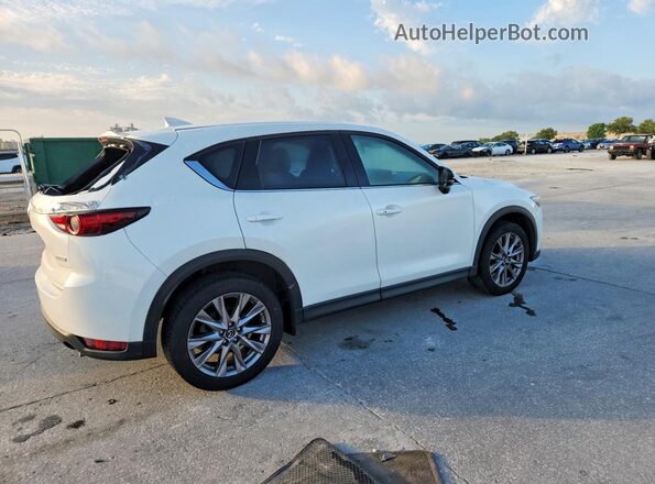 JM3KFBDM3K0674072 2019 MAZDA CX-5 Белый Задняя правая четверть