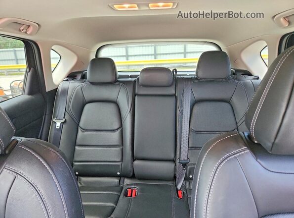 JM3KFBEM9S0708692 2025 MAZDA CX-5 Красный Вид задних сидений
