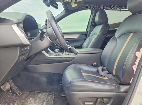 JM3KKEHD7R1144277 2024 MAZDA CX-90 White Widok wnętrza z przodu