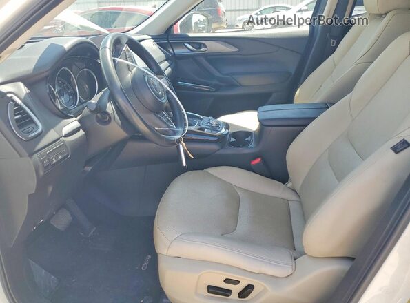 JM3TCBCY1N0600137 2022 MAZDA CX-9 Белый Вид салона спереди