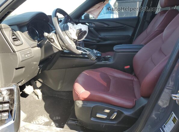 JM3TCBDY0P0650643 2023 MAZDA CX-9 Серый Вид салона спереди