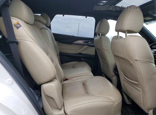 JM3TCBDY7J0215500 2018 MAZDA CX-9 Белый Вид задней части салона
