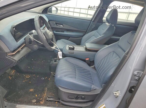 JN1DF0CD7RM735663 2024 NISSAN ARIYA Gray Vista interior delantera