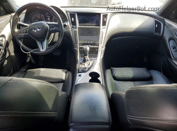 JN1EV7AP2LM205962 2020 INFINITI Q50 Белый Вид панели приборов