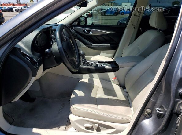 JN1EV7AP4HM743571 2017 INFINITI Q50 Серый Вид салона спереди