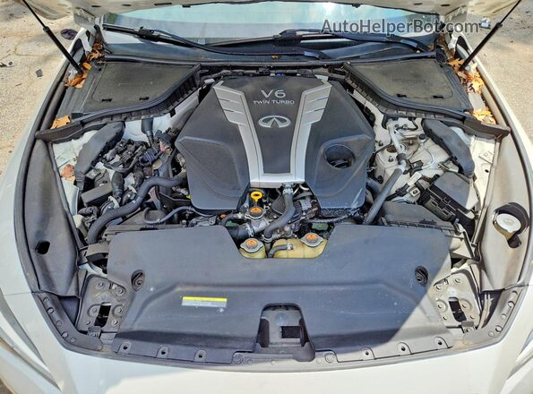 JN1EV7AP4JM352703 2018 INFINITI Q50 White Вид задньої частини салону