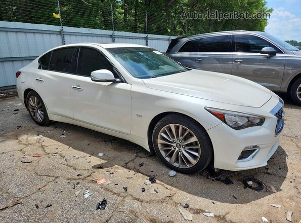 JN1EV7AP4JM352703 2018 INFINITI Q50 White Передня права чверть