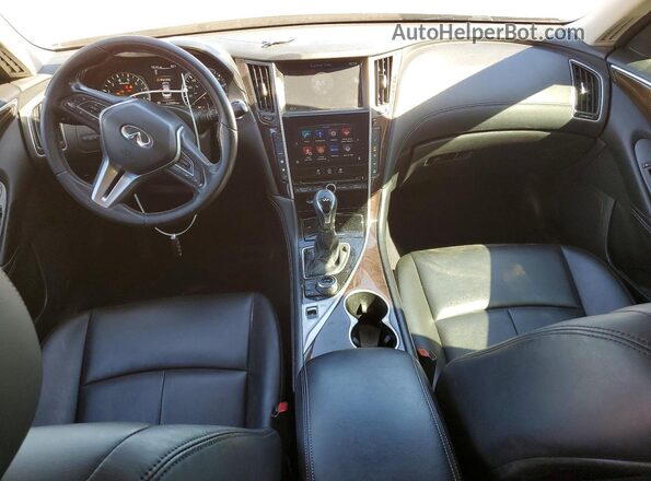 JN1EV7AP7KM513353 2019 INFINITI Q50 Серый Вид панели приборов