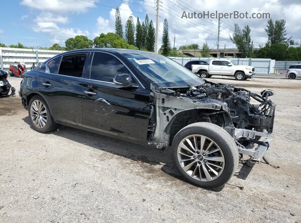JN1EV7AP9JM353135 2018 INFINITI Q50 Черный Передняя правая четверть