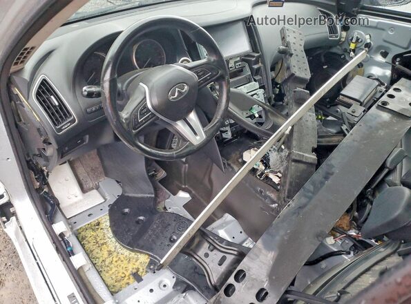 JN1EV7AR7KM553837 2019 INFINITI Q50 Серебряный Вид панели приборов