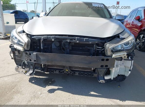 JN1EV7AR9JM436386 2018 INFINITI Q50 Серебряный Вид спереди