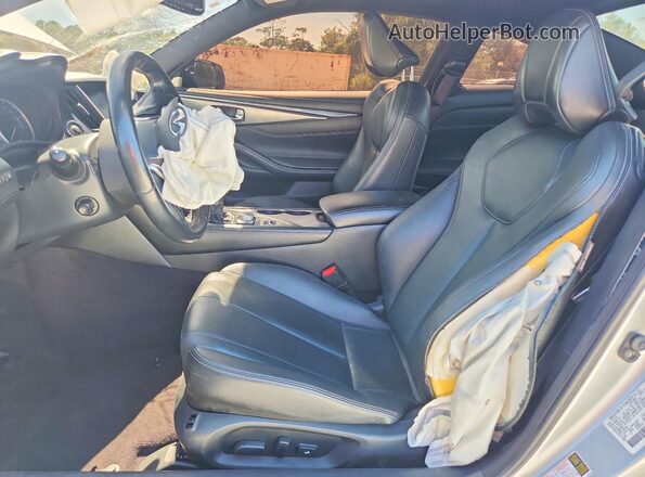 JN1EV7EL7HM552458 2017 INFINITI Q60 Серебряный Вид салона спереди