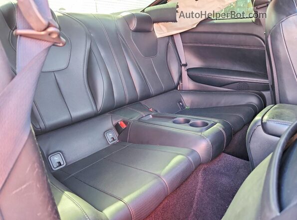 JN1EV7KK5MM410051 2021 INFINITI Q60 Black Vista de los asientos traseros