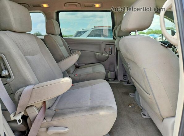 JN8AE2KP1G9150950 2016 NISSAN QUEST Silver Vista interior trasera