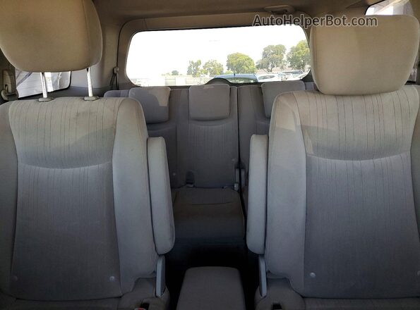 JN8AE2KP1G9153055 2016 NISSAN QUEST Silver Widok tylnych siedzeń