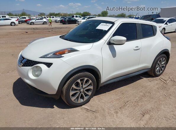 JN8AF5MV5HT750224 2017 NISSAN JUKE Белый Передняя левая четверть