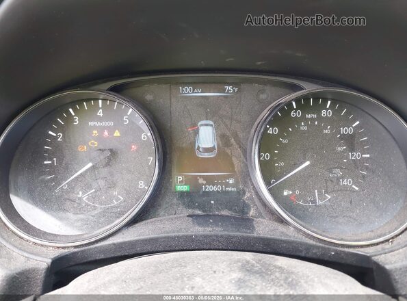 JN8AT2MT2HW137708 2017 NISSAN ROGUE Черный Вид задних сидений