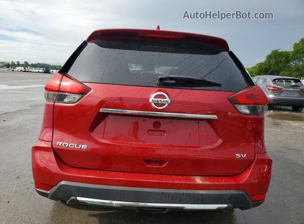 JN8AT2MT3HW136941 2017 NISSAN ROGUE Red უკანა ხედი