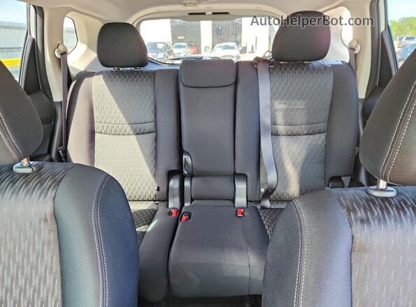 JN8AT2MT3LW041014 2020 NISSAN ROGUE Серебряный Вид задних сидений
