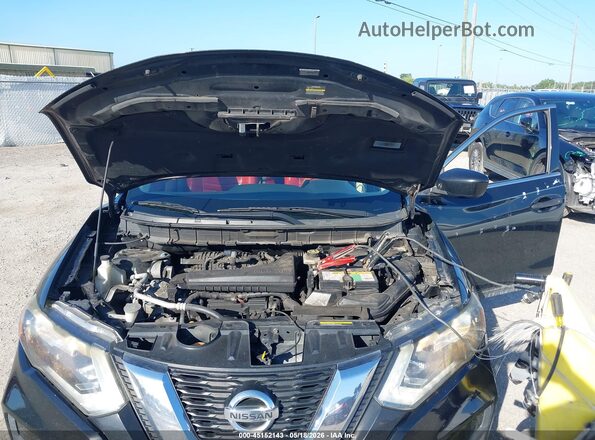 JN8AT2MTXHW139237 2017 NISSAN ROGUE Black უკანა ხედი
