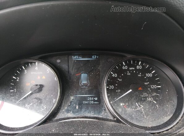 JN8AT2MV2HW276013 2017 NISSAN ROGUE Черный Вид задних сидений