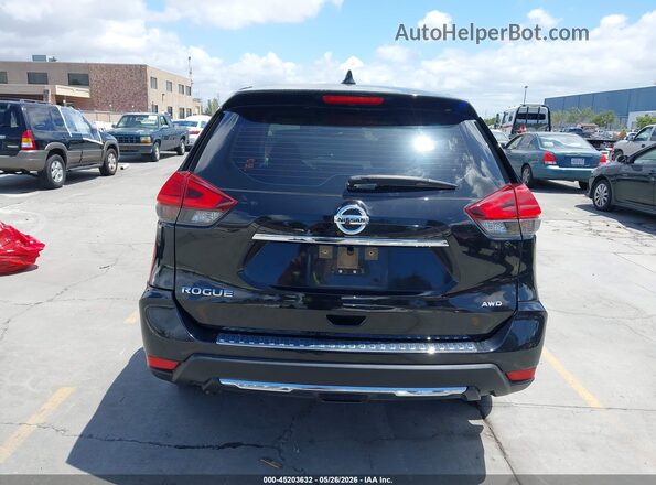 JN8AT2MV8HW021477 2017 NISSAN ROGUE Black 