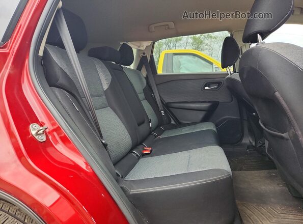 JN8AT3BB1MW228401 2021 NISSAN ROGUE Red Widok wnętrza z tyłu