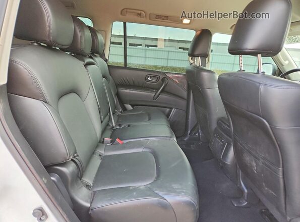 JN8AY2AD5N9675117 2022 NISSAN ARMADA White Vista interior trasera