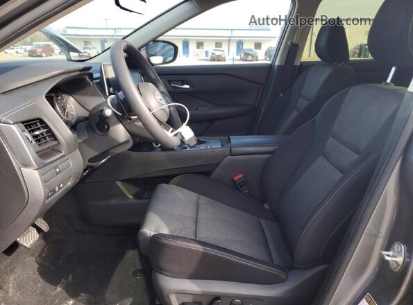 JN8BT3BA5RW354635 2024 NISSAN ROGUE Угольный Вид салона спереди