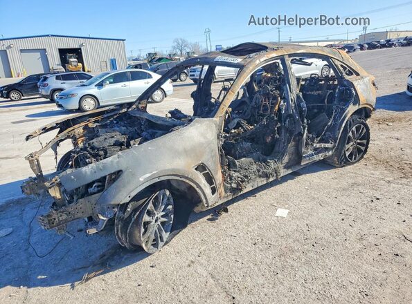 JN8CS1MU2HM142188 2017 INFINITI QX70 Пожар Передняя левая четверть