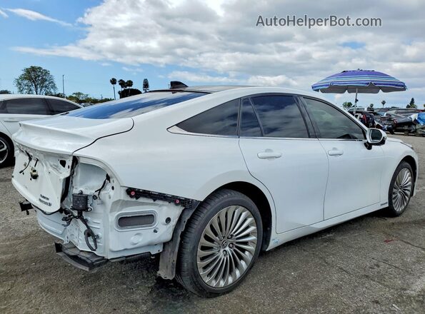 JTDAAAAA8MA001086 2021 TOYOTA LIMITED White Задня права чверть