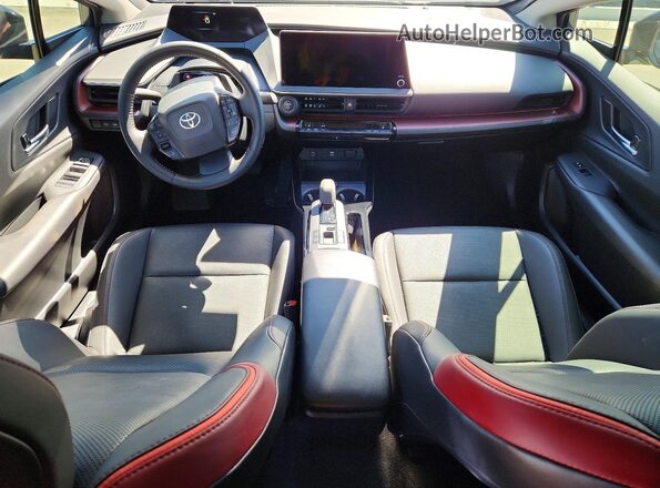 JTDACACU6R3012102 2024 TOYOTA PRIUS Серый Вид панели приборов