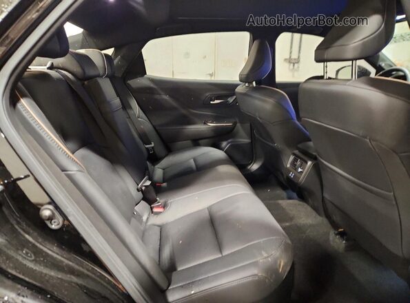JTDAFAAF0P3001105 2023 TOYOTA CROWN Black Вид задніх сидінь