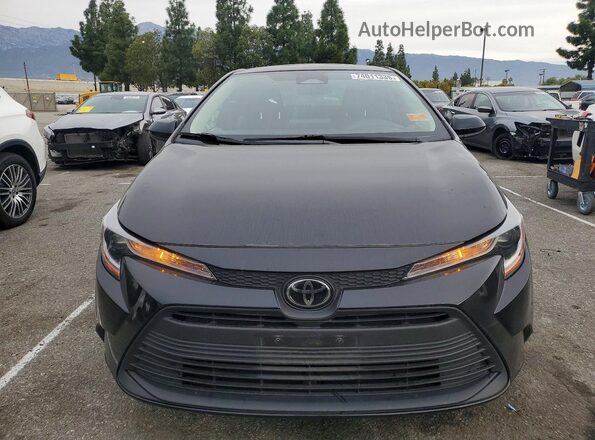 JTDB4MEE0PJ004269 2023 TOYOTA COROLLA Черный Вид спереди