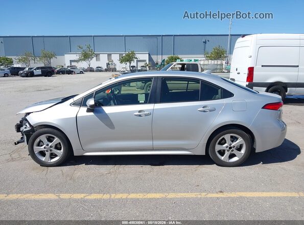 JTDB4MEE3S3032046 2025 TOYOTA COROLLA Silver 
