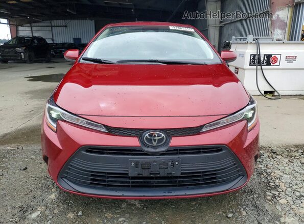 JTDB4MEE8RJ015541 2024 TOYOTA COROLLA Red Widok z przodu