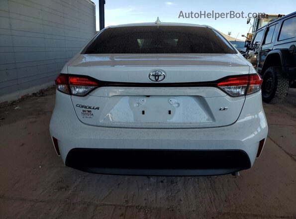 JTDB4MEE9T3041903 2026 TOYOTA COROLLA White უკანა ხედი