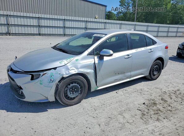 JTDBCMFE2S3099934 2025 TOYOTA COROLLA Серебряный Передняя левая четверть