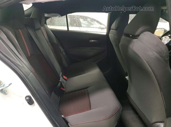 JTDBDMHE5T3030246 2026 TOYOTA LL White Vista de los asientos traseros