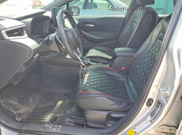 JTDBDMHE6RJ009880 2024 TOYOTA LL Silver წინა სალონის ხედი