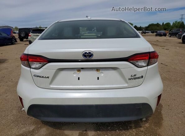 JTDBDMHE9RJ005659 2024 TOYOTA COROLLA White Вид ззаду