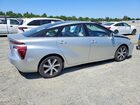 2017 Toyota Mirai Base Серебряный vin: JTDBVRBD7HA003496