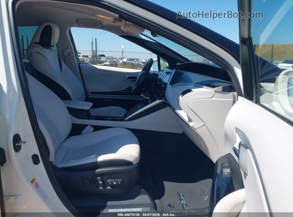 JTDBVRBDXJA005281 2018 TOYOTA MIRAI White Вид салону спереду