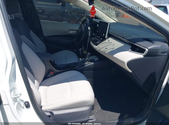 JTDEAMDEXMJ014262 2021 TOYOTA COROLLA Белый Вид салона спереди