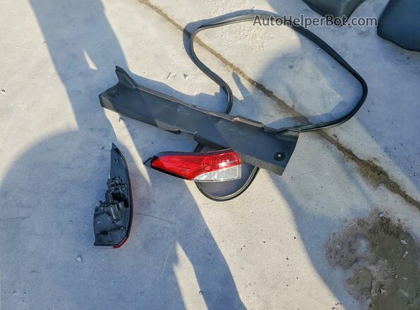 JTDEPMAE3MJ140756 2021 TOYOTA COROLLA Silver Widok komory silnika