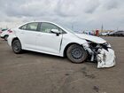 2022 Toyota Corolla Le White vin: JTDEPMAE4NJ201579